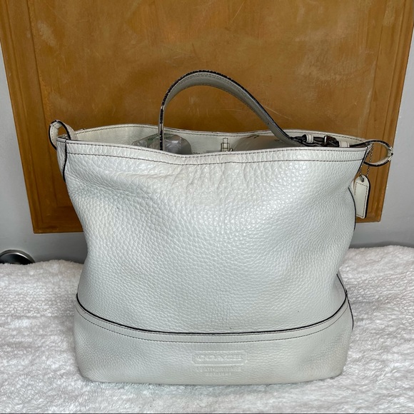 Coach Handbags - Coach Authentic Leather Shoulder Hobo Bag